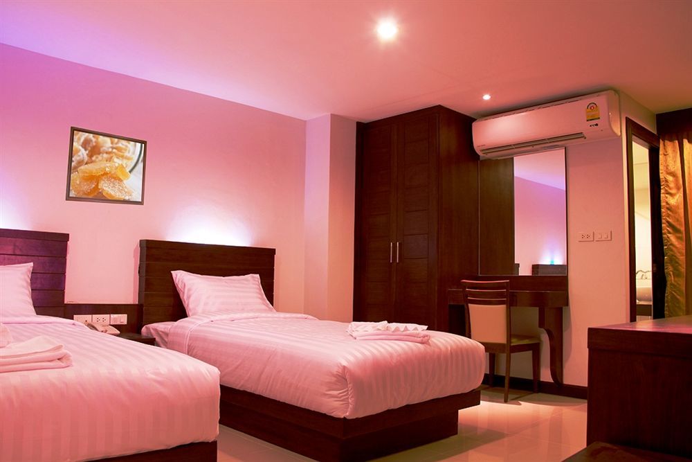 Patong Oyo 373 Mc Ginger House酒店 外观 照片